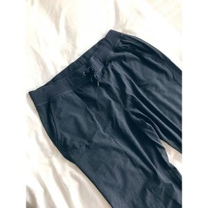 Athleta drawstring joggers